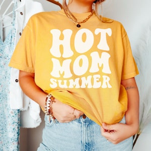 Hot Mom Summer Shirt, Comfort Colors Retro Mom Shirt, Mom T Shirt, Mama Shirt, Gift for Mom, Summer Beach Shirt, Vacation Shirt,Hot Mom Club Mustard
