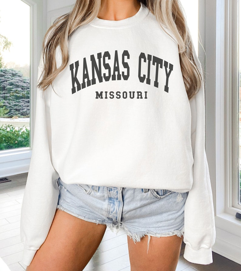 Kansas City Sweatshirt, Trendy Varsity Sweatshirt, Aesthetic College Crewneck, Oversized Minimalist Sweater, Kansas City Missouri Shirt White