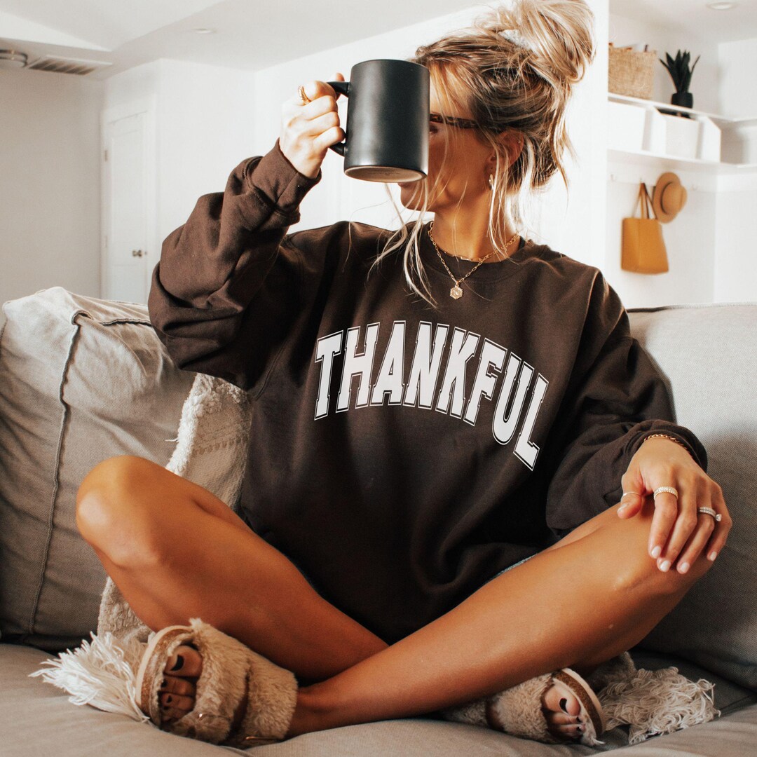 THANKFUL Round Neck Long Sleeve Sweatshirt