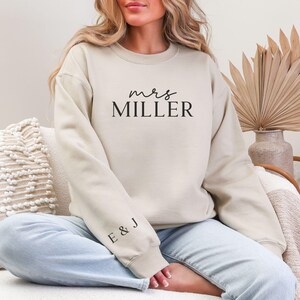 Custom Future Mrs Sweatshirt, Last Name & Initials, Personalized Bride Sweatshirt, Engagement Gift, Bridal Shower, Bachelorette Outfit