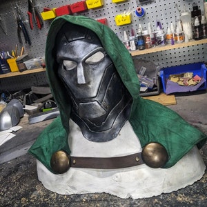 Maska robota Meat DOOM na cosplay, film, kostium - DOWOLNY kolor/styl
