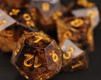 Dragon’s Hoard- 7 Piece Dice Set - Shadow and Gold Dice