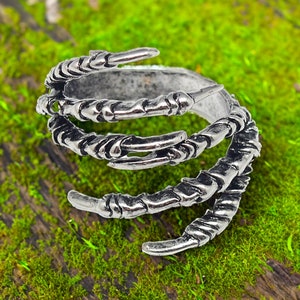 Alloy Finger Ring Claw Adjustable Antique Silver Size 8 Adjustable 18mm P432