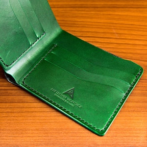 Cartera de cuero plegable hecha a mano