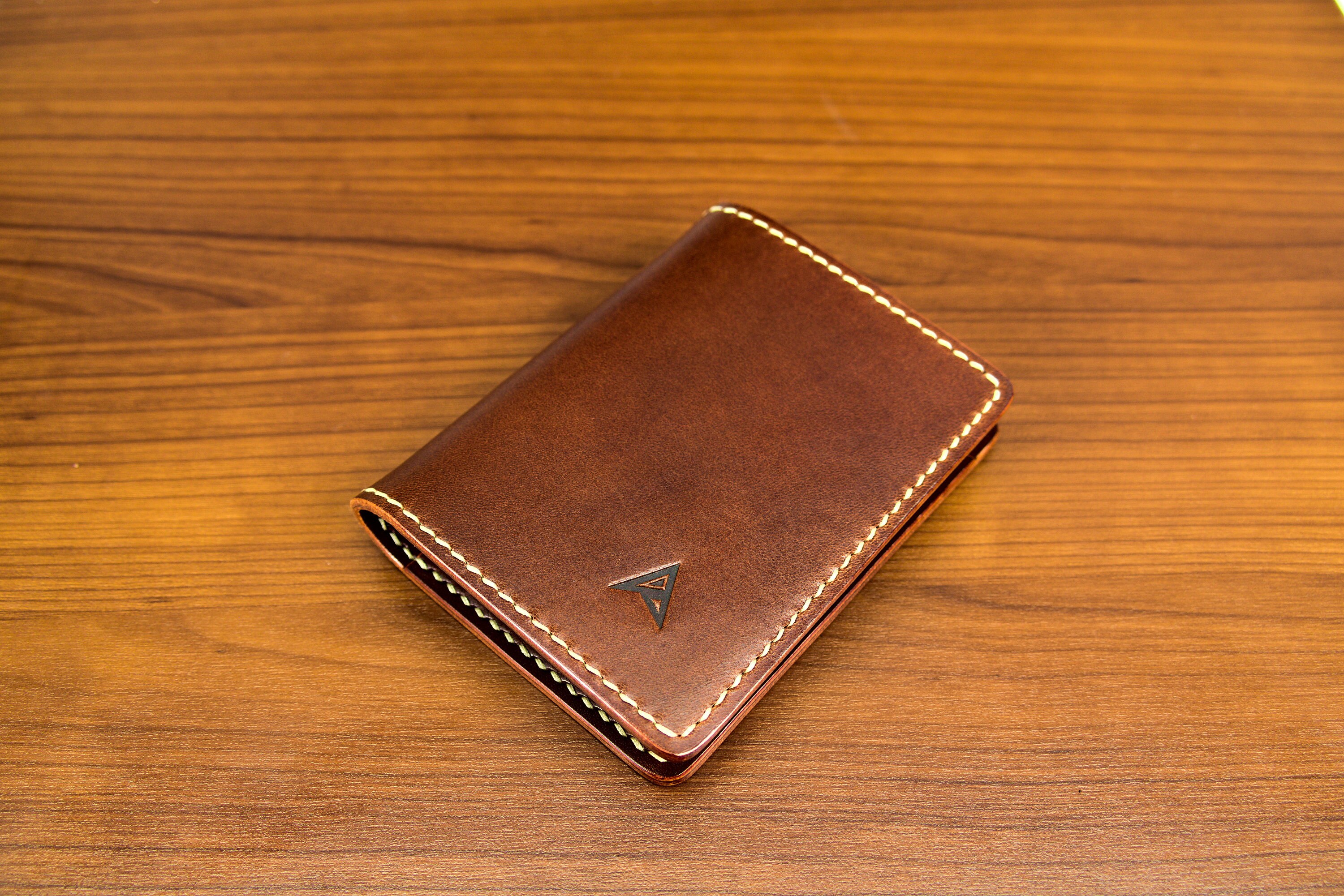 ブランド購入サイト Handmade Card Holder, Leather Wallet, Bifold - Etsy アイドル