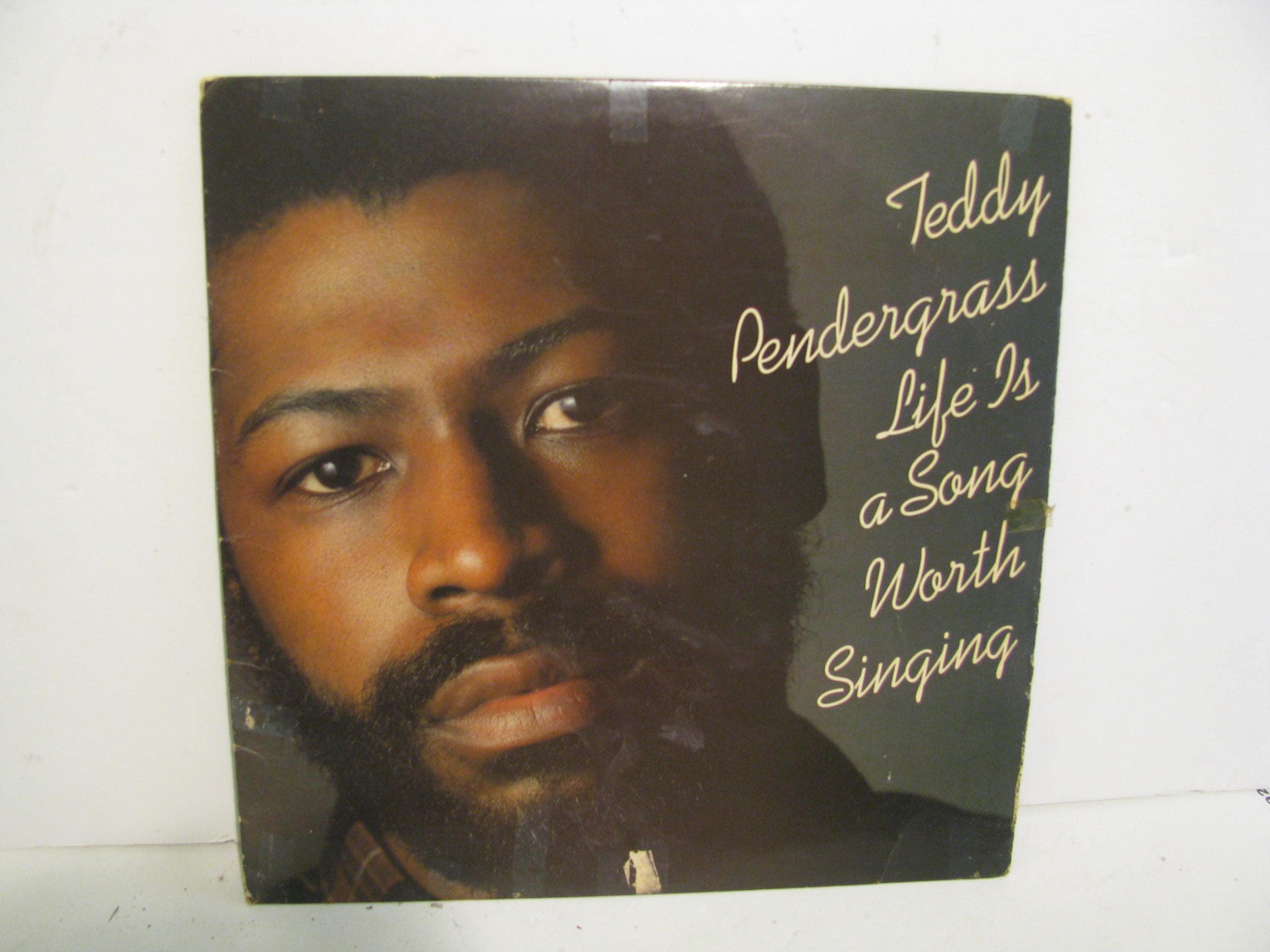 Teddy Pendergrass – Life is A Song Worth Singing Philadelphia