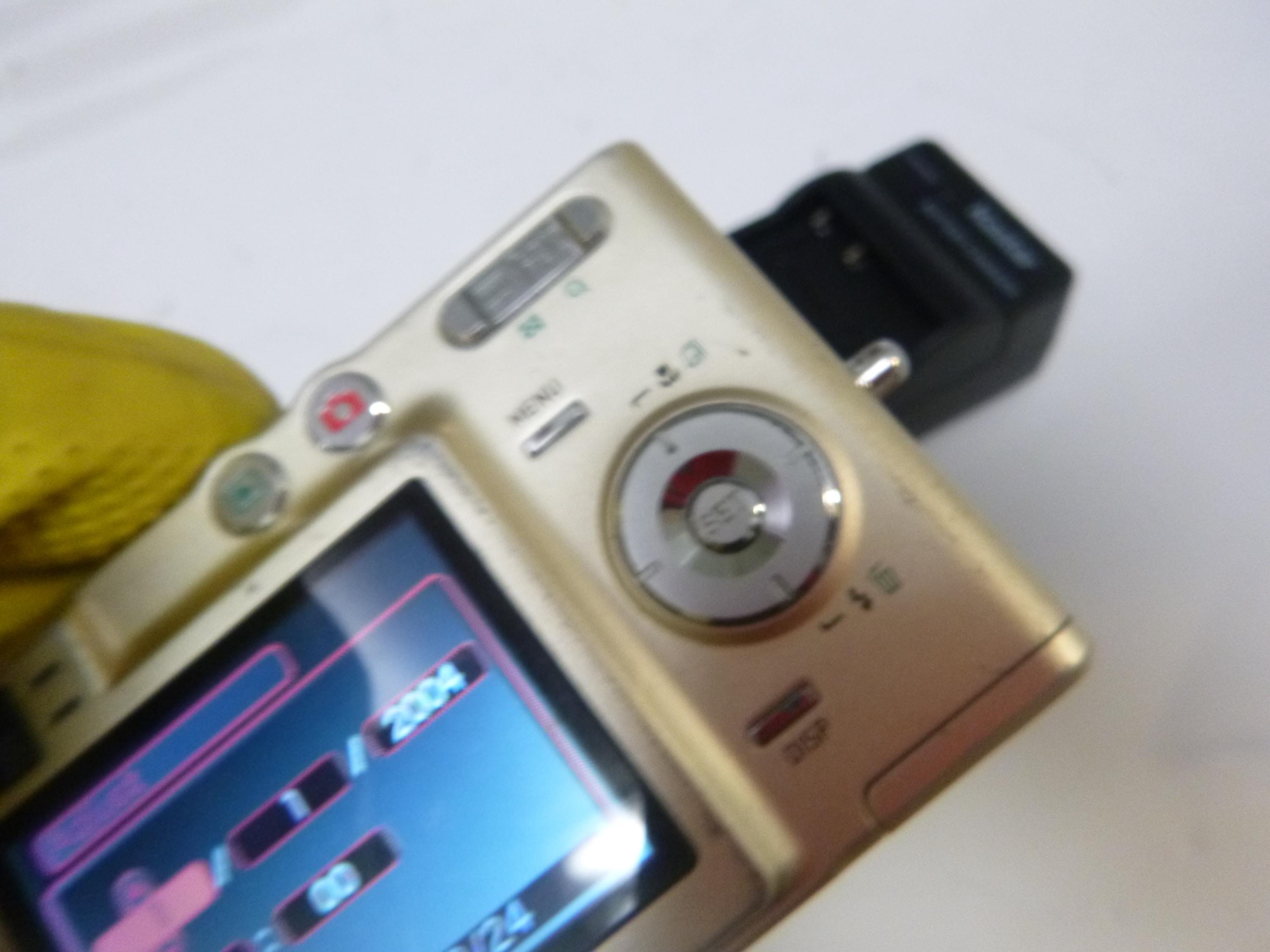 CASIO EXILIM EX-Z40 Compact Digital Camera - Etsy Canada
