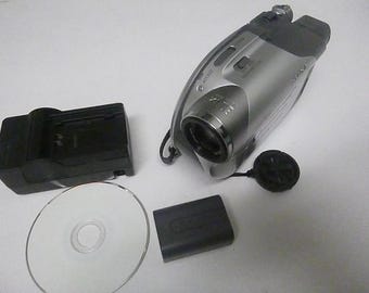 Sony Handycam DCR-DVD108 (2006) – 40x Optical Zoom DVD Camcorder