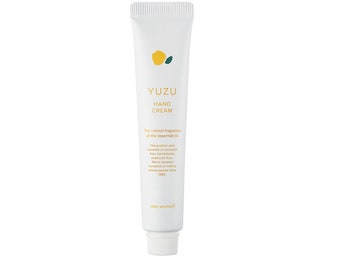 Zen Citrus Bliss: [Mini/reisformaat] Handgemaakte Yuzu-handcrème uit Kochi, Japan (20 g) - Hydrateert en verfrist met pure Japanse essentie