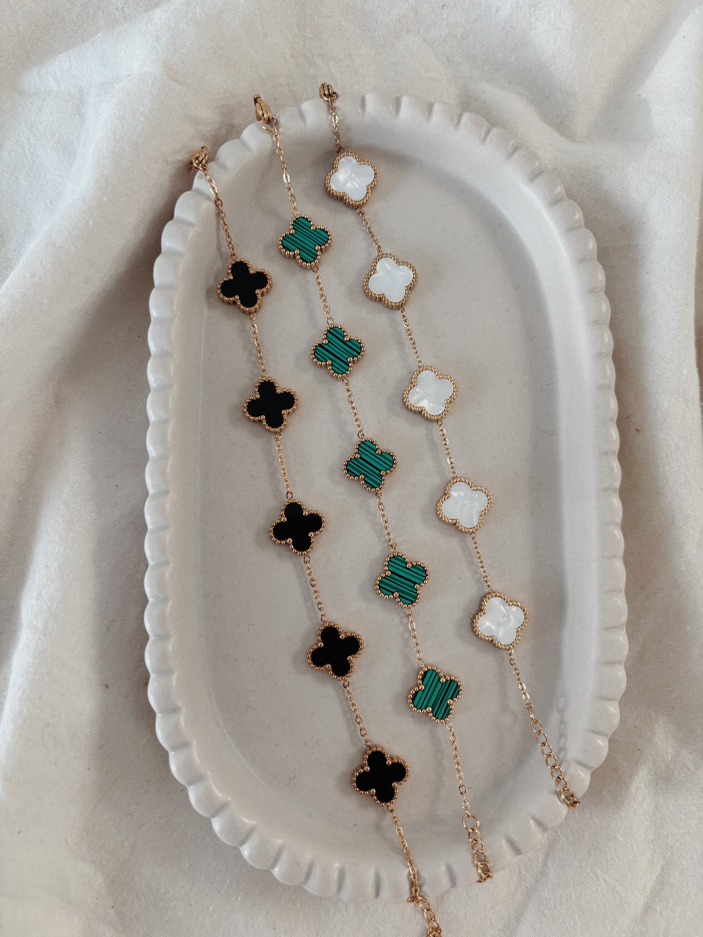 Van cleef replica necklace best sale wholesale