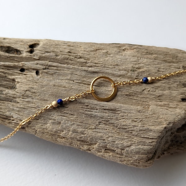 Bracelet bleu en lapis lazuli et gold filled, bracelet chaine fine et pierres naturelles, bracelet pour femme, bijou fait main