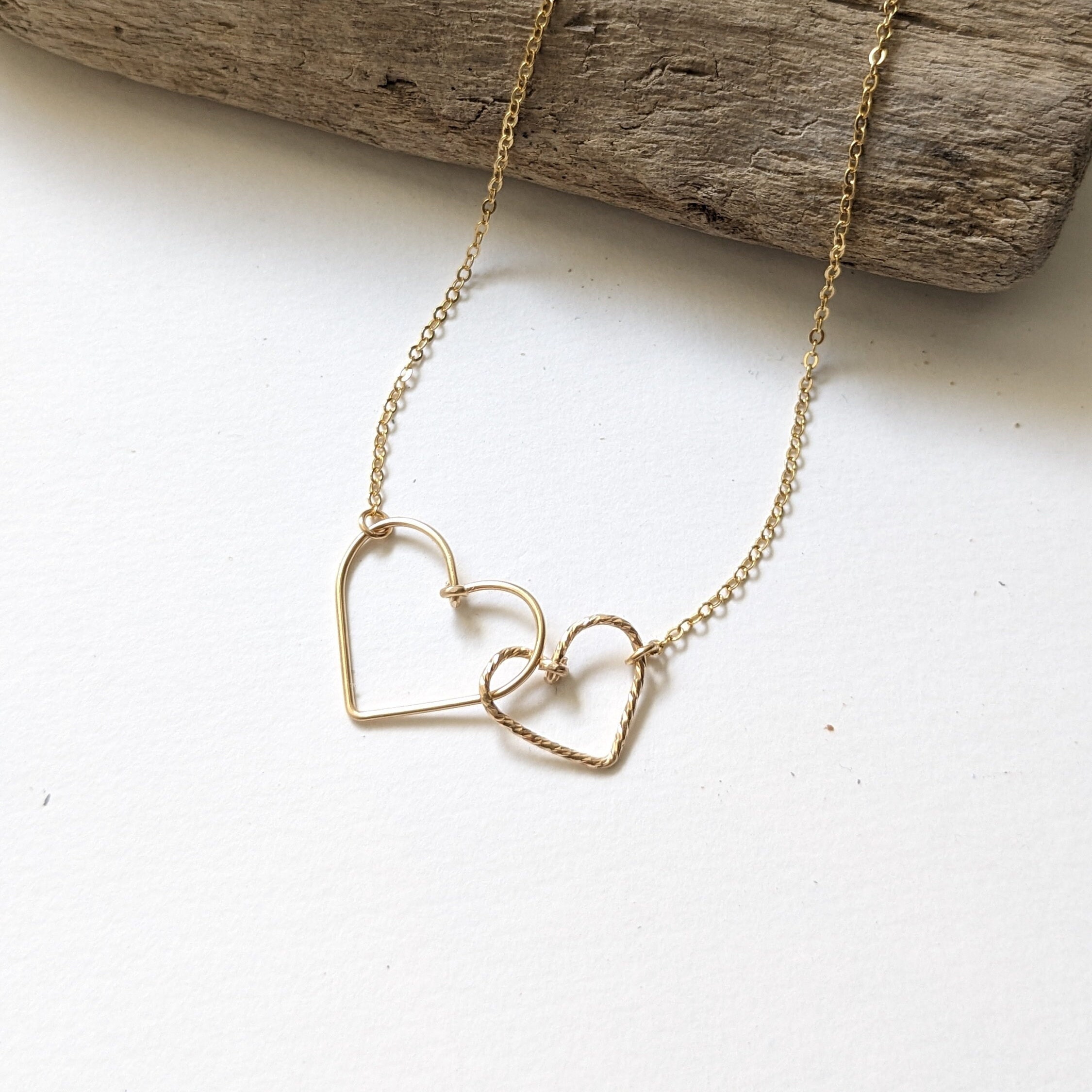 Engraved 1-5 Intertwined Hearts Necklace - GetNameNecklace