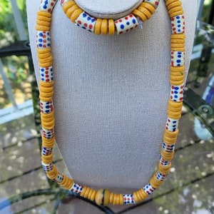 Traditional royal bead necklace with bracelet for wedding/anniversary
