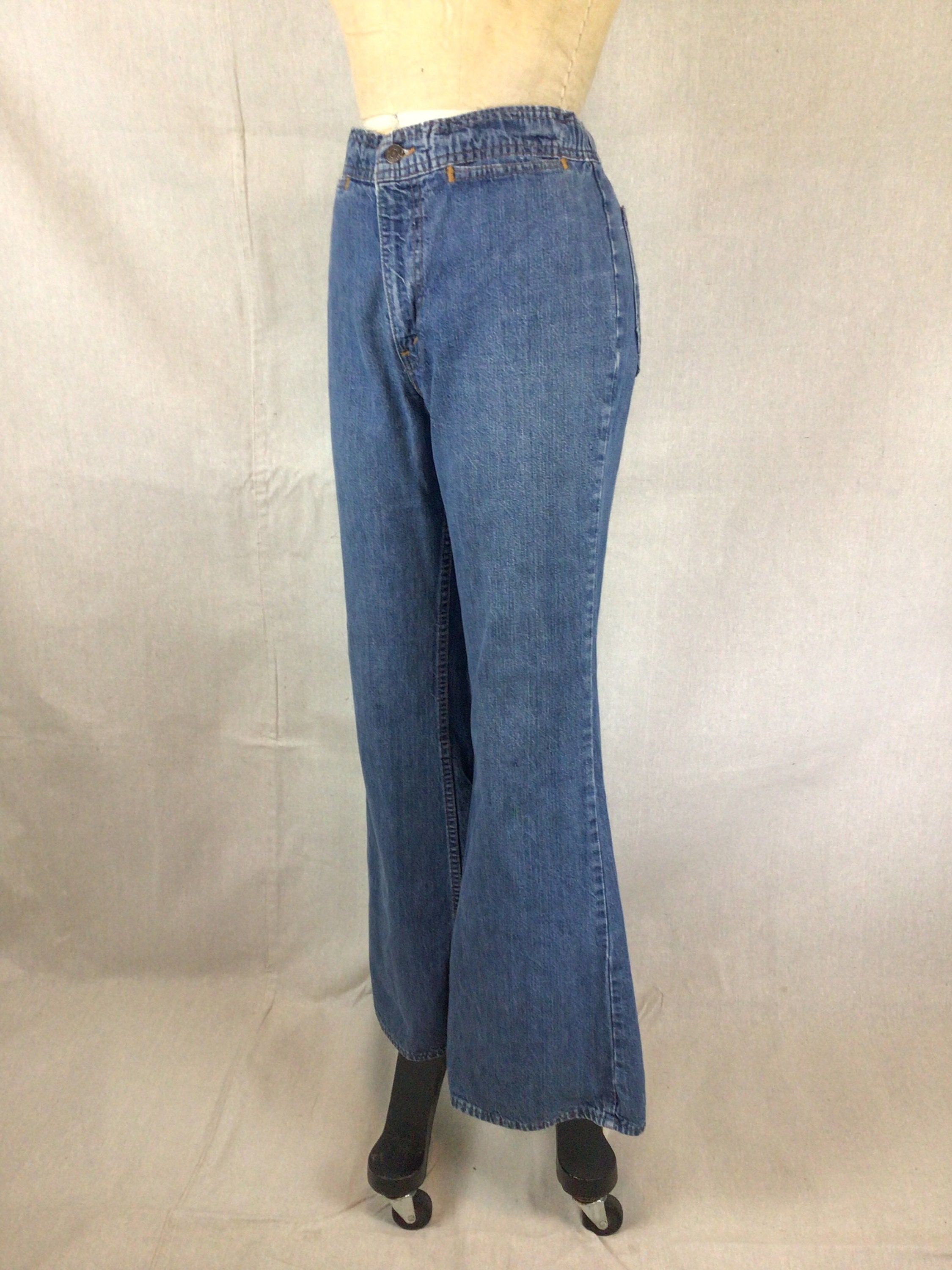 パンツ 70s Levi'sBell Bottom Flare Denim 32” Vintage 70s Levi's Disco Bell Bottom Pants | Men's