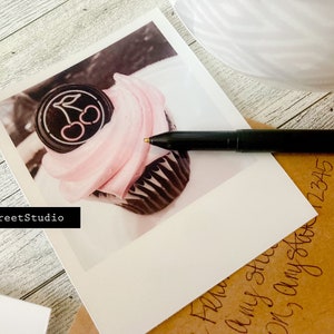 Fotografie Happy Birthday Cupcakes Backwaren Desserts Süßigkeiten Einzigartige Fröhliche Grußkarte Notizkarte Fotos Geschenk des schönen täglichen Lebens