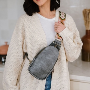 Sac à bandoulière en cuir végétalien Sutton | bandoulière pour femme Moyenne | bandoulière de voyage pour femme | Sac à main pour les moins de 50 ans