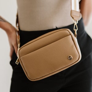 Sac à bandoulière convertible Willow | Sac banane pour femme | Sac à bandoulière moyen | Petit sac à bandoulière pour femme | Cadeaux pour les moins de 50 ans | Sac à bandoulière pour femme