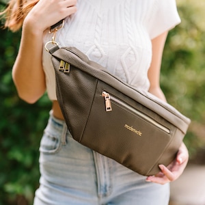 Presley Sling Crossbody Travel Purse Bag