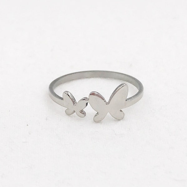 Stainless Steel Cute Butterfly Ring, Fashion Jewelry Ring, Gift for Him or Her, Silver Tone