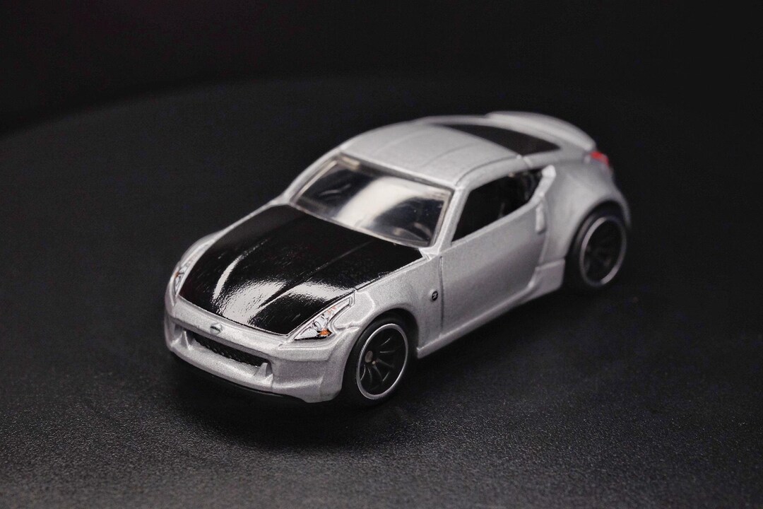 c*i様 Hot Wheels Nissan 370Z Fast & Furio Amazon.com: Hot Wheels Fast & Furious Nissan 370Z 5/6