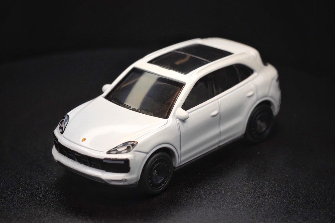 Custom Porsche Cayenne Turbo HOT WHEELS 1 64 Die cast Etsy custom-porsche-cayenne-turbo-hot-wheels-1-64-die-cast-etsy