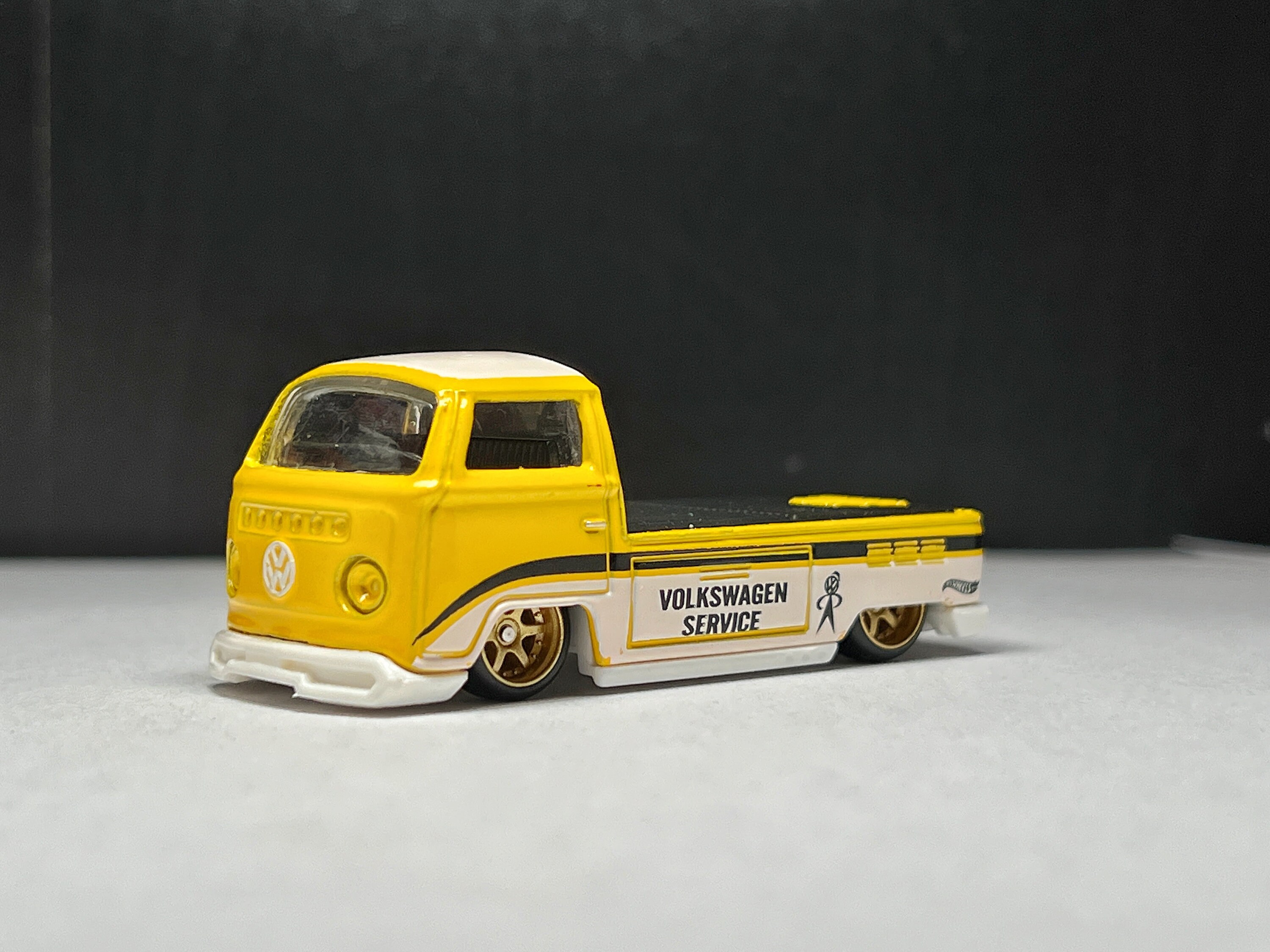 2019 Hot Wheels SUPER Treasure Hunt VOLKSWAGEN T2 PICKUP 3