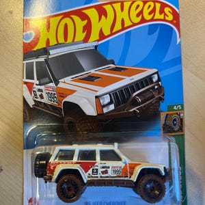 2022-2023 Hot wheels Treasure Hunt (Parts 1)