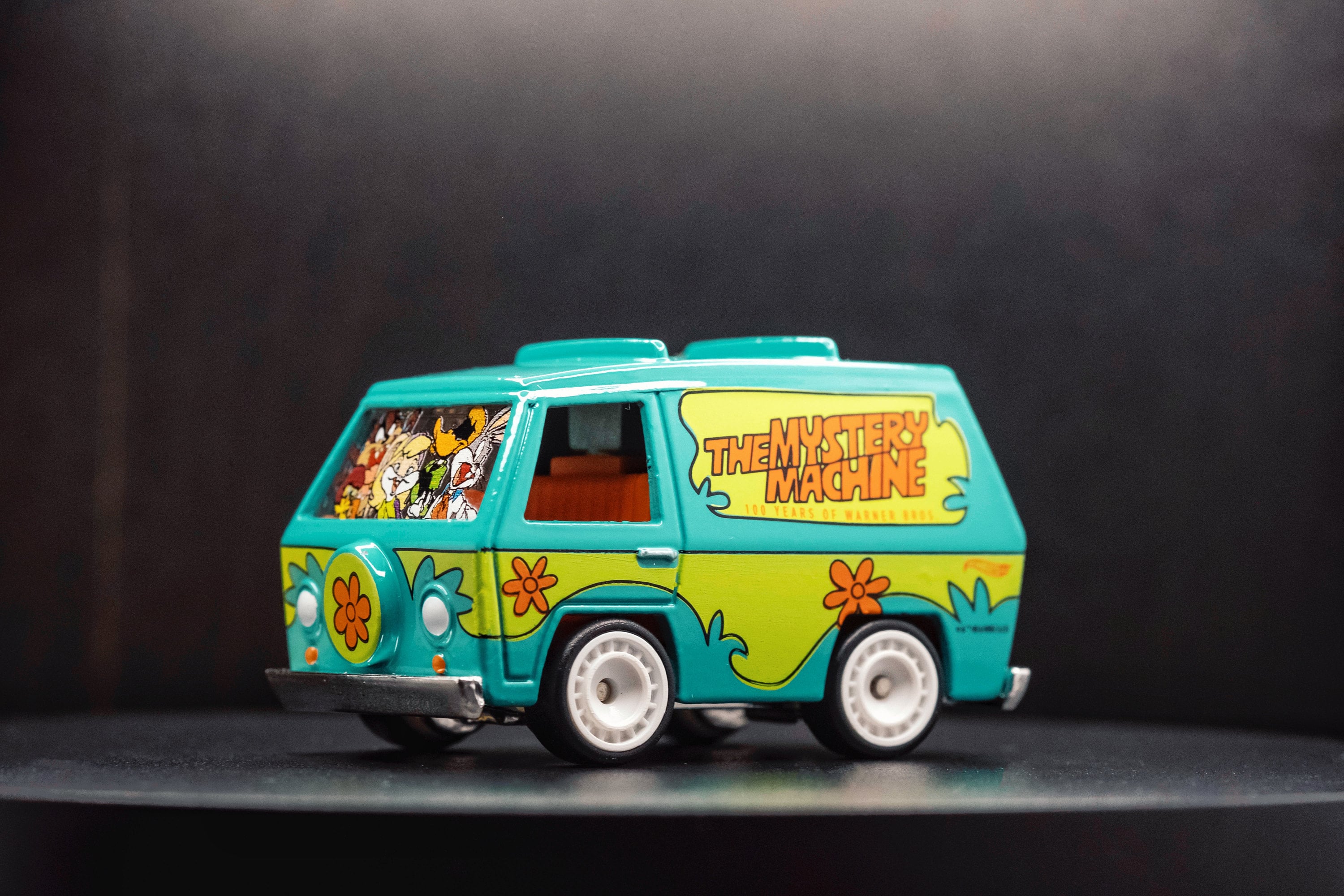 ミニカー Hot Wheels The Mystery Machine Amazon.com: Hot Wheels The Mystery Machine, [Scooby-Doo] 107/250