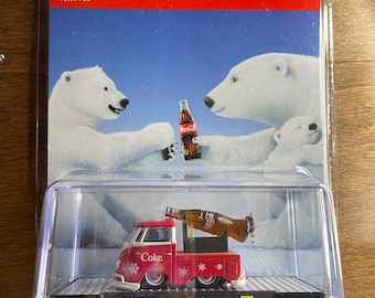 Coca-Cola 1999 Holiday Classic Car Carrier Truck - Gold Version – Texaco Toys Plus