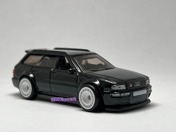 Custom 1994 Audi Avant RS2 1:64 - Etsy