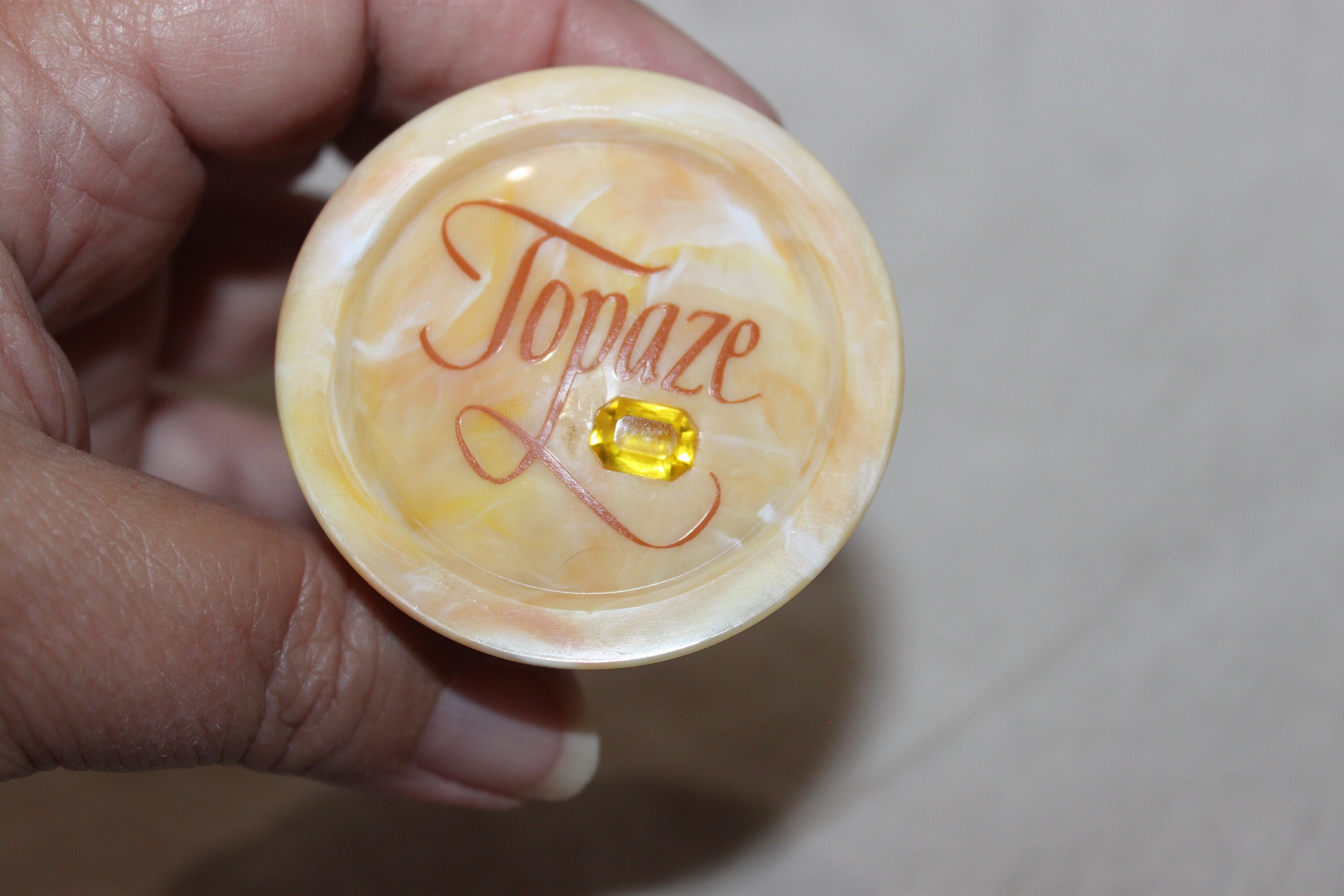 Avon topaze best sale cream perfume
