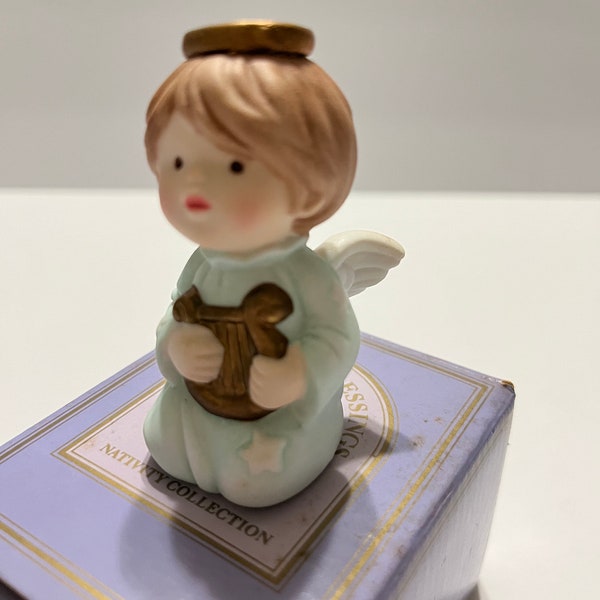 Nativity Avon 1987 The Heavenly Blessings Nativity Collection, The Boy Angel, Avon Porcelain Nativity Figurine, Avon Collectible