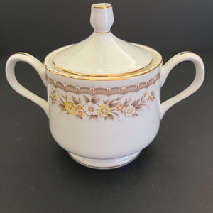 Sugar Bowl, 1970s Ekco International Fine China Sugar Bowl and Lid Golden Autumn Pattern Made in Japan, White with Gold Trim, Flower Band