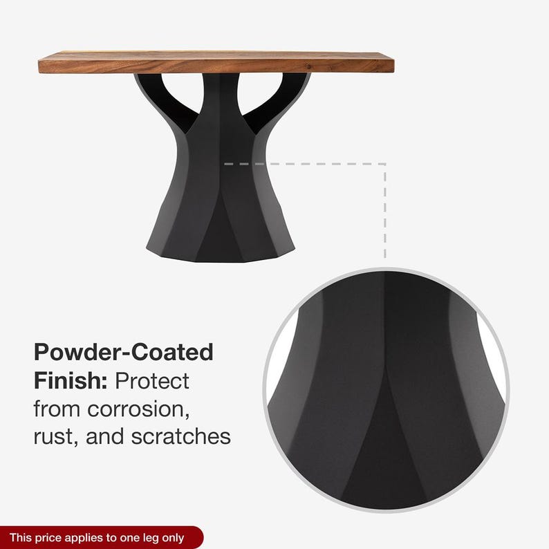 K&ouml;nnte beinhalten: Ein Holztisch mit einer braunen Tischplatte und einem schwarzen, pulverbeschichteten Gestell. Das Gestell hat ein einzigartiges, geometrisches Design. Der Text im Bild lautet: "Pulverbeschichtung: Sch&uuml;tzt vor Korrosion, Rost und Kratzern."