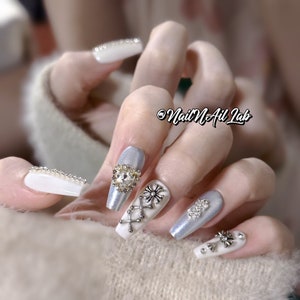 White and silver crossbones press on nails gothic nails goth emo nails luxury party Halloween nails