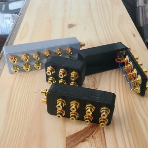 RCA distribution block