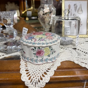 Vintage Round Floral Lidded Trinket Box, Asian Ornamental Jewelry Box