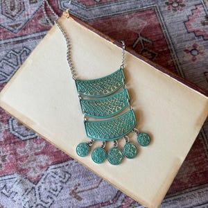 Faux Turquoise and Silver Toned Southwestern Style Necklace, Pendant Necklace with Extender