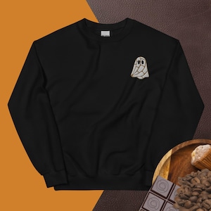 Concha embroidered ghost, concha ghost, fantasma de concha, ghost sweatshirt, mexican sweet bread, mexican ghost , cultura mexicana,