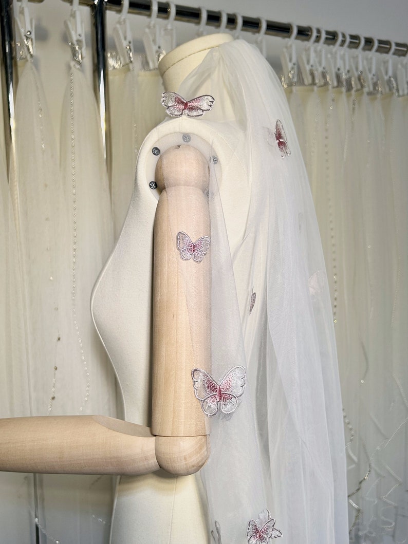 Bestickter Hochzeitsschleier, Schmetterling Brautschleier, Hochzeit Schleier, Kathedrale Hochzeit Schleier, Ivory Schleier, Fingerspitzenschleier Bild 8