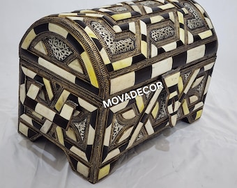 Moroccan Lemonwood Inlay Box: Handmade Jewelry Keepsake Chest