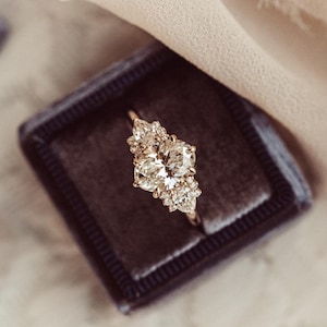 3CT Oval Moissanite Engagement Ring Vintage Oval Diamond Engagement Ring Oval Cluster Ring Art Deco Cluster Wedding Promise Bridal Ring