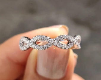 Infinity Moissanite-trouwring, gedraaide trouwring, 1,20 mm rond geslepen kleurloze Moissanite Eternity-band, jubileumcadeaus voor haar.