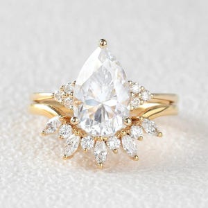 Handmade Pear Moissanite Engagement Ring Set: Rose Gold Vintage Bridal Jewelry