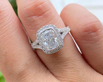 4.5CT Elongated Cushion Cut Moissanite Engagement Ring Cushion Cut Solitaire 18K Solid Gold Diamond Wedding Ring Anniversary Rings For Women