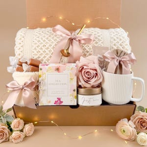 Self Care Gift Box for Her, Relaxation Spa Basket, Mother’s Day Gift, Best Friend Gift, Birthday Gift Box, Personalized Gift Set