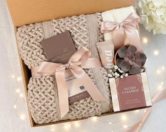 Mother's Day gift basket, Gift box for her, Care package for best friend, Long distance relationship gift, Gift box for mom, Gift for sister