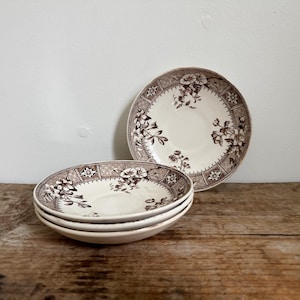 Set of 4 S&P Antique Staffordshire Brown Transferware Saucers, “Salisbury” Pattern 5.75 England