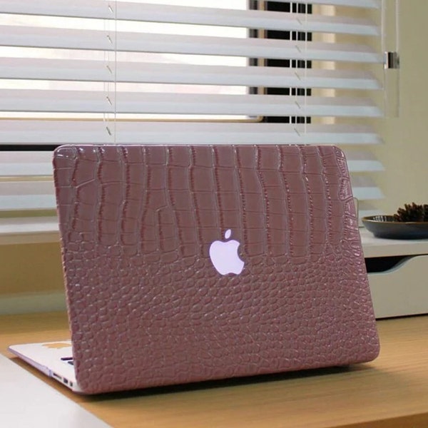 Folio Series 13" MacBook Pro Leather Case - Pink
