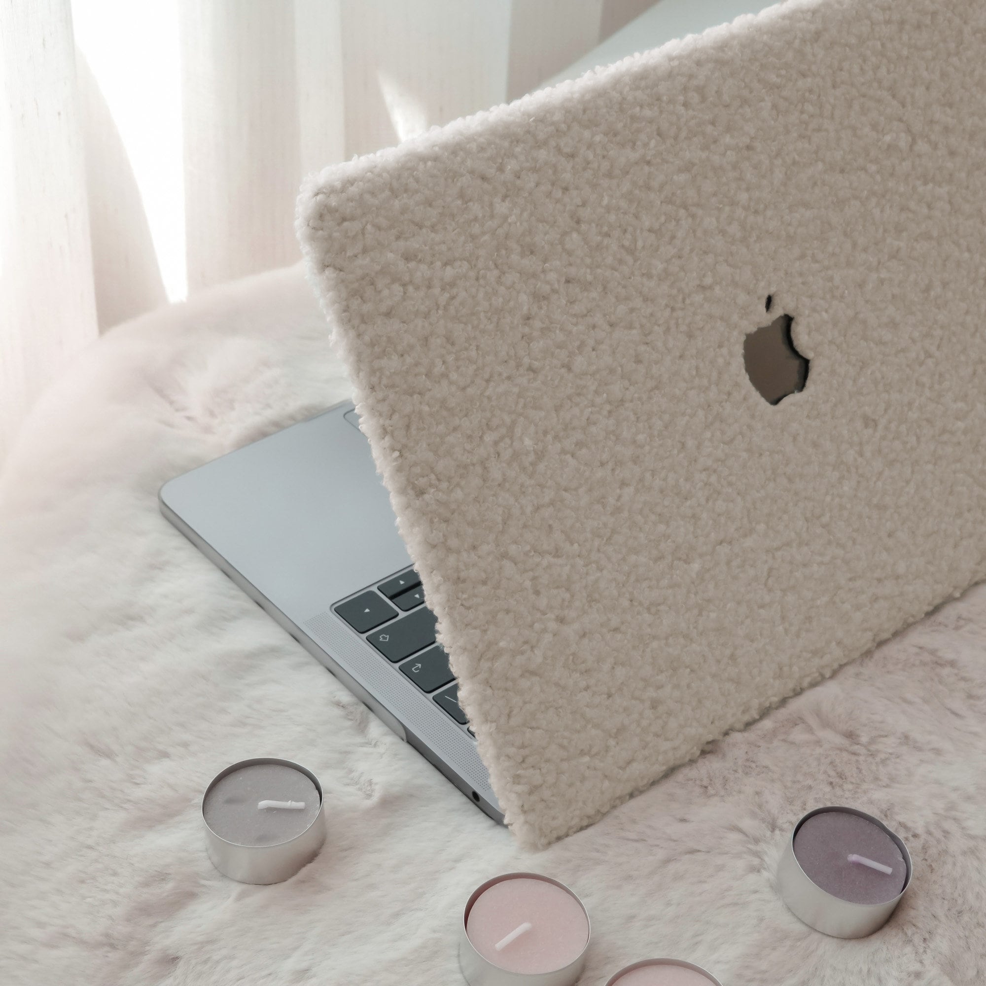Mobigear Cream Matte - Apple MacBook 12 Pouces (2015-2017) Coque MacBook  Rigide - Rose 10-8535671 
